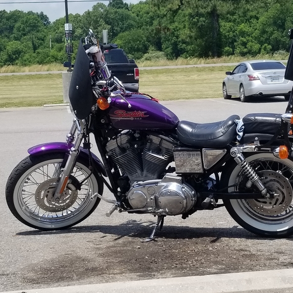 Meet your Posher, April - Picture 3 of 3